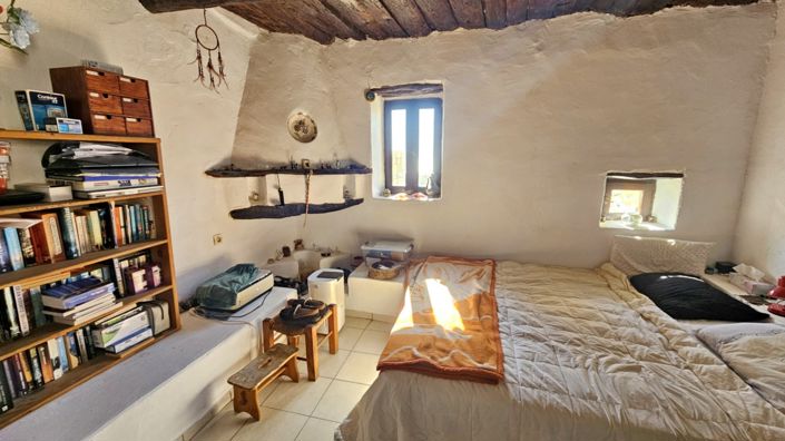 Image No.16-2 Bed House for sale