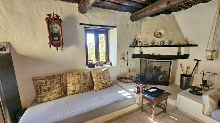 Image No.7-2 Bed House for sale