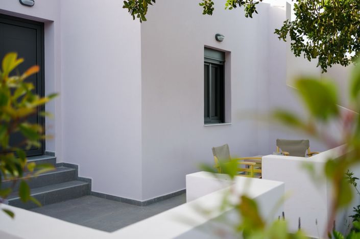 Image No.13-4 Bed House for sale