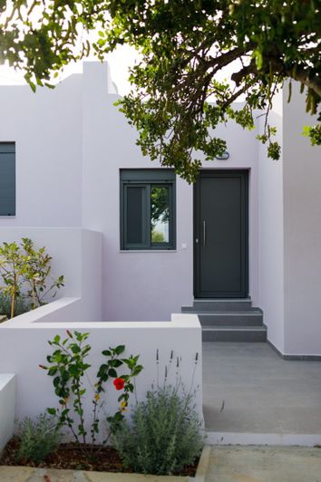 Image No.18-4 Bed House for sale