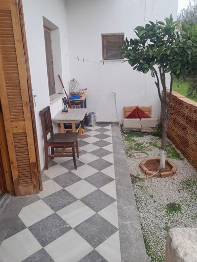 Image No.11-5 Bed House for sale