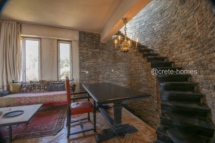 Image No.15-10 Bed Villa for sale