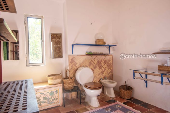 Image No.18-10 Bed Villa for sale