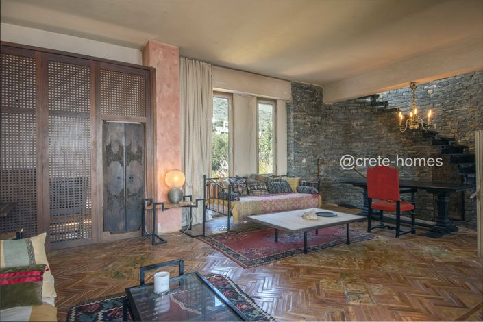 Image No.4-10 Bed Villa for sale