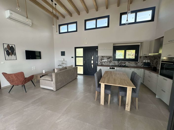 Image No.12-2 Bed Villa for sale