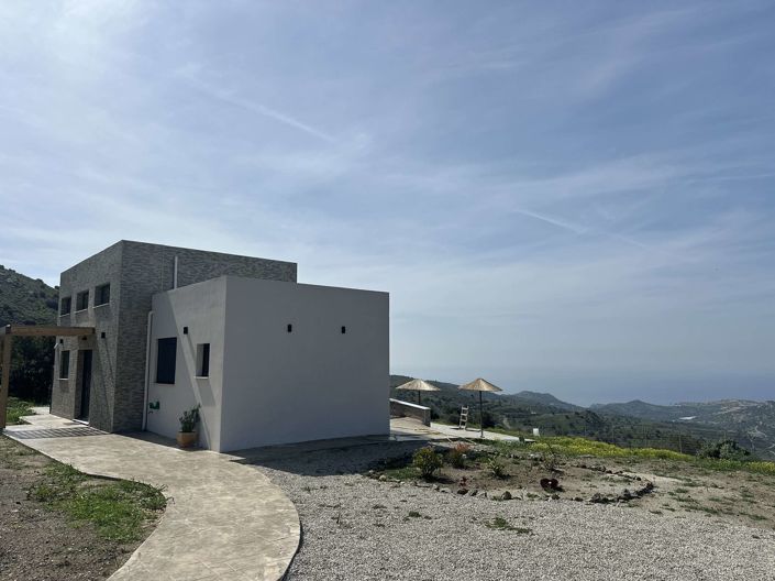 Image No.5-2 Bed Villa for sale