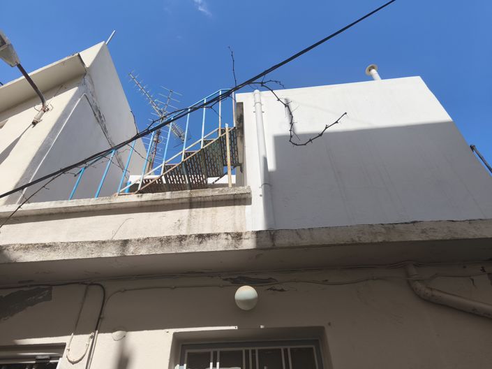 Image No.5-2 Bed House for sale