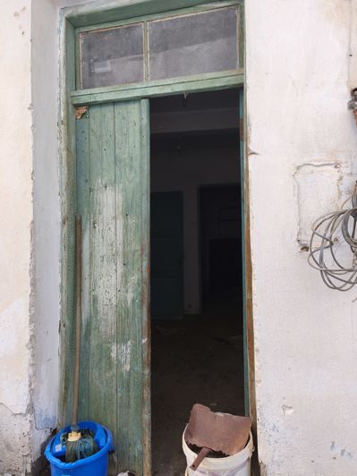 Image No.10-1 Bed House for sale