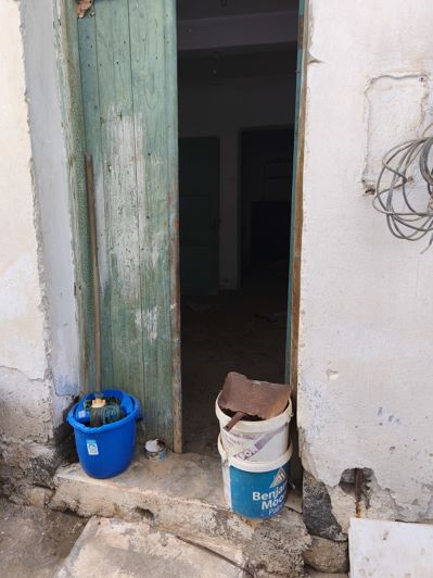 Image No.12-1 Bed House for sale