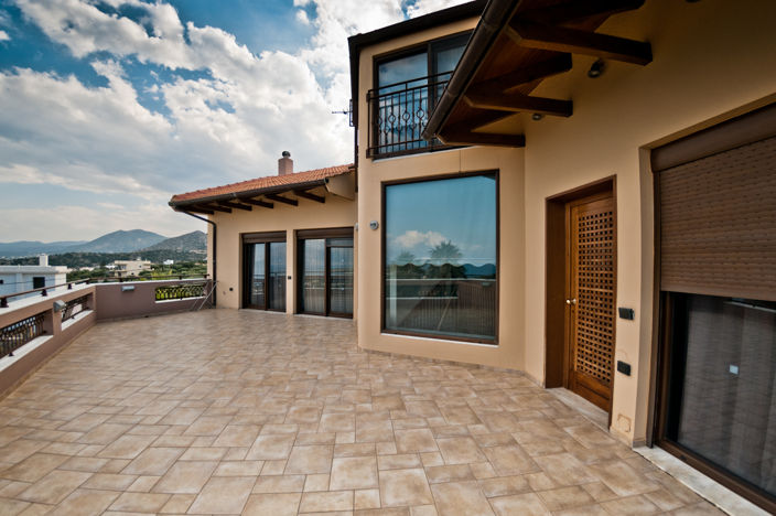 Image No.2-4 Bed Villa for sale