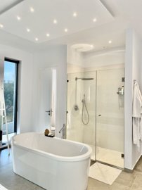 g-master-bath-2-1-scaled-1