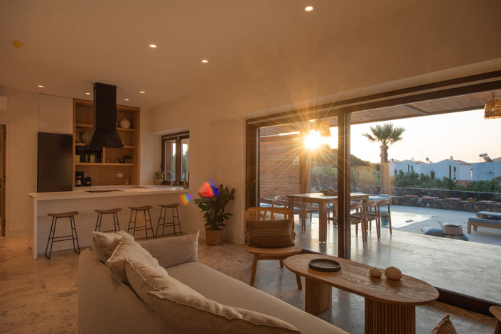 Image No.82-3 Bed Villa for sale