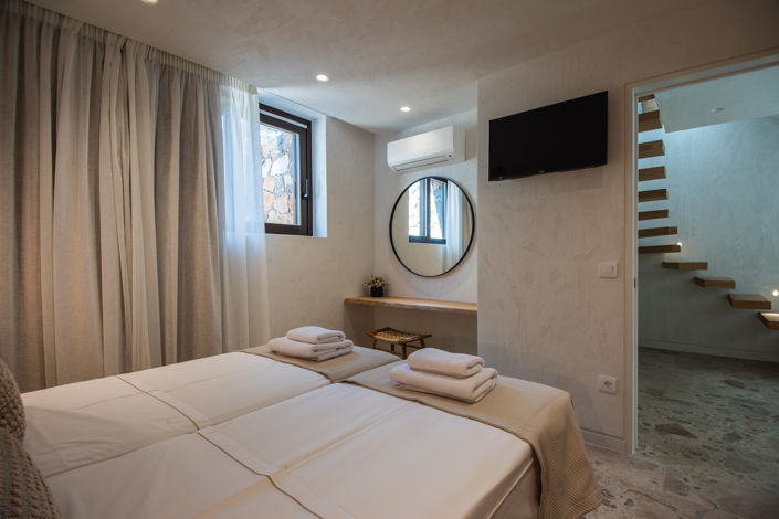 Image No.86-3 Bed Villa for sale