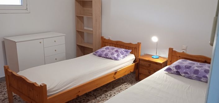 Image No.10-1 Bed House for sale