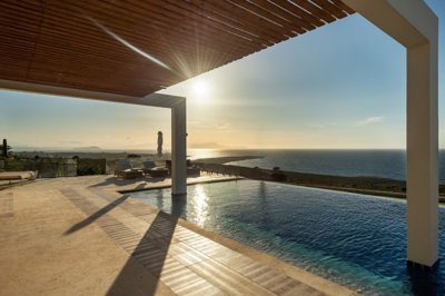incredible-villa-for-sale-in-kalathas-4