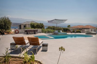 incredible-villa-for-sale-in-tersanas-10-1