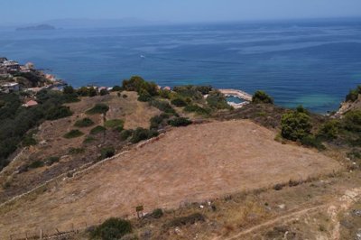 plot-for-sale-in-prime-location-with-sea-and-