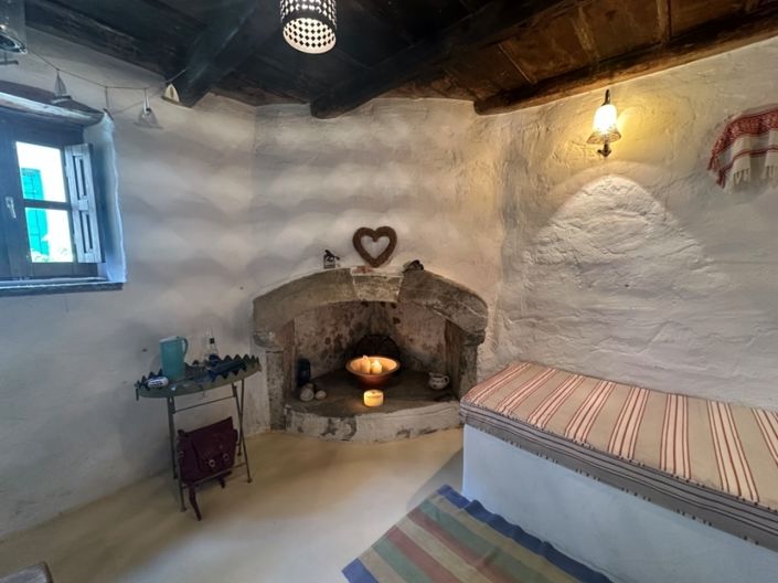 Image No.21-1 Bed House for sale