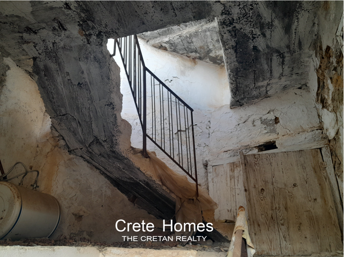 Image No.9-2 Bed House for sale