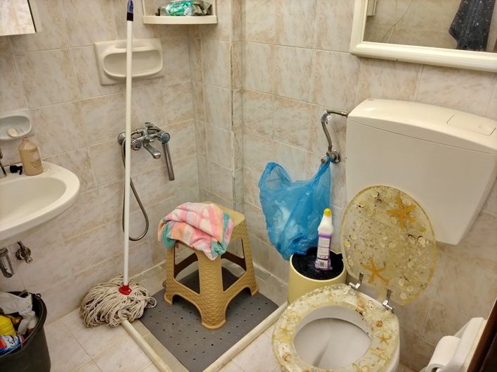 Image No.14-1 Bed House for sale