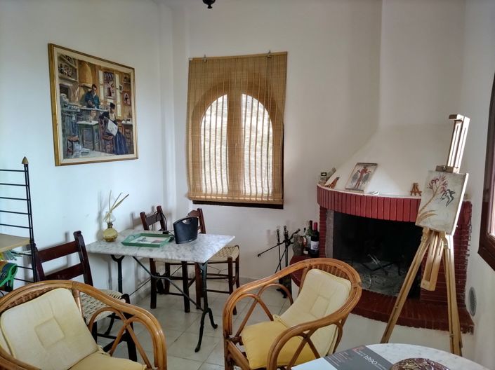 Image No.8-1 Bed House for sale