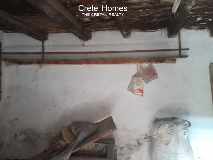 Image No.8-1 Bed House for sale