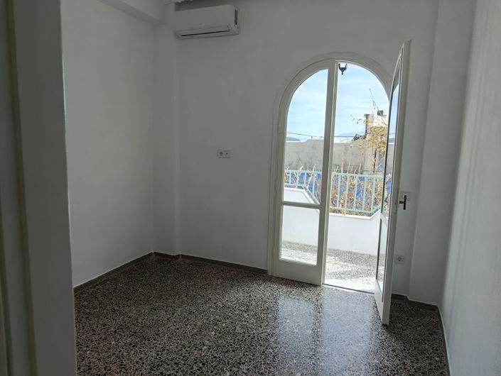 Image No.16-2 Bed House for sale