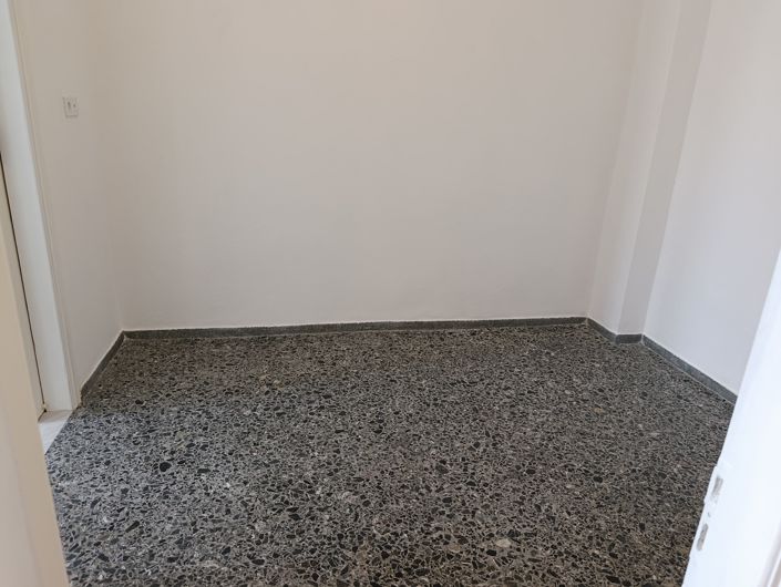 Image No.19-2 Bed House for sale