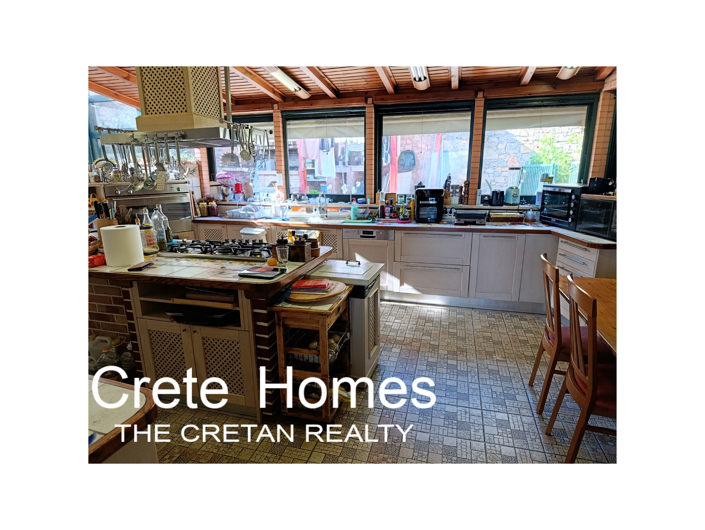 Image No.22-7 Bed Villa for sale