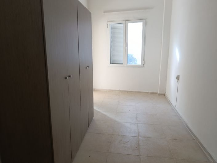 Image No.5-2 Bed House for sale