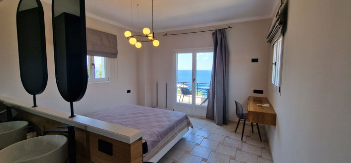 Image No.7-3 Bed Villa for sale