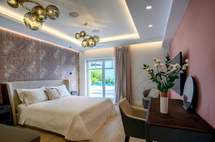 Image No.26-6 Bed Villa for sale