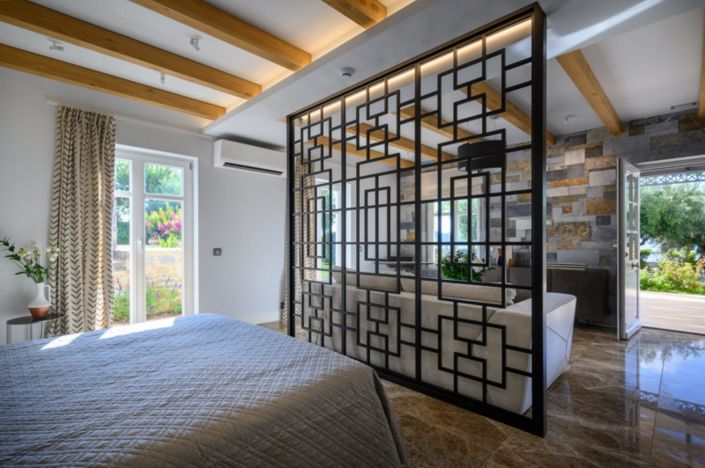 Image No.28-6 Bed Villa for sale