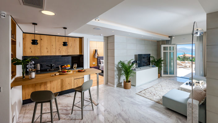 Image No.2-6 Bed Villa for sale