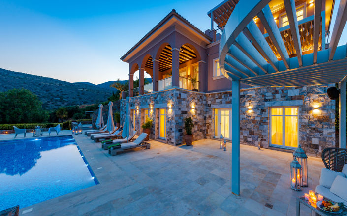 Image No.4-6 Bed Villa for sale