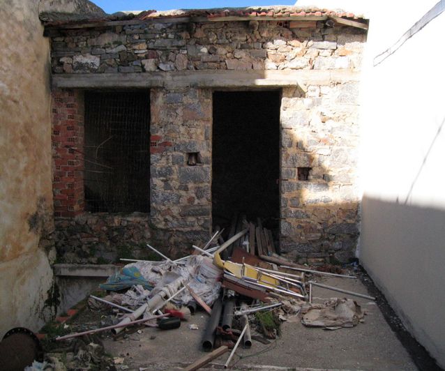 Image No.10-2 Bed House for sale