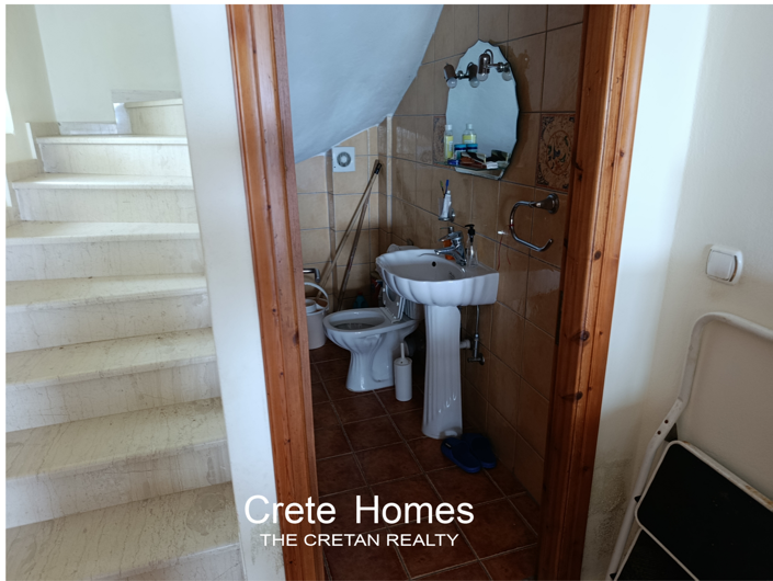 Image No.18-2 Bed House for sale