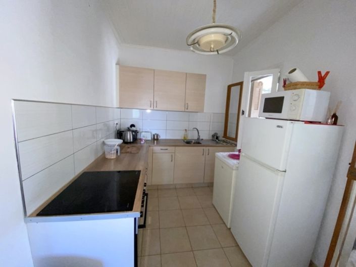 Image No.10-3 Bed House for sale