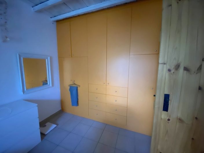 Image No.15-3 Bed House for sale