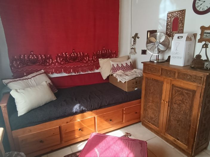 Image No.12-2 Bed House for sale