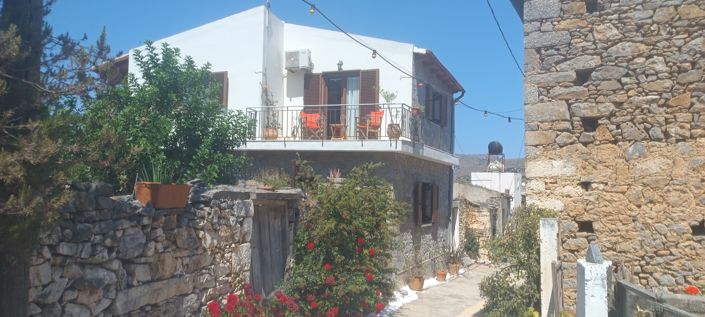 Image No.43-2 Bed House for sale