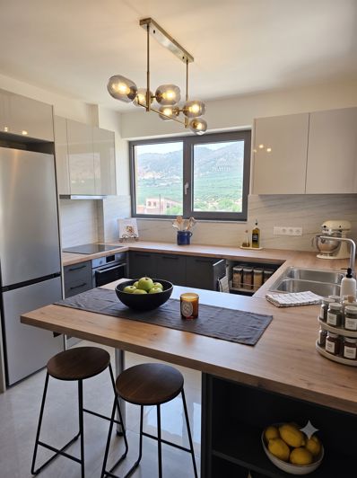 Image No.3-2 Bed House for sale