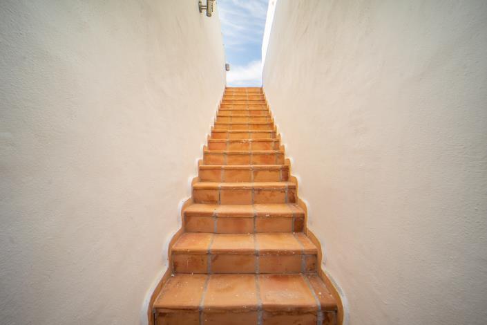 Image No.10-5 Bed Villa for sale