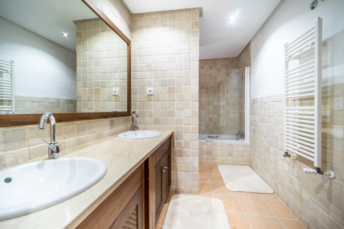 Image No.19-5 Bed Villa for sale