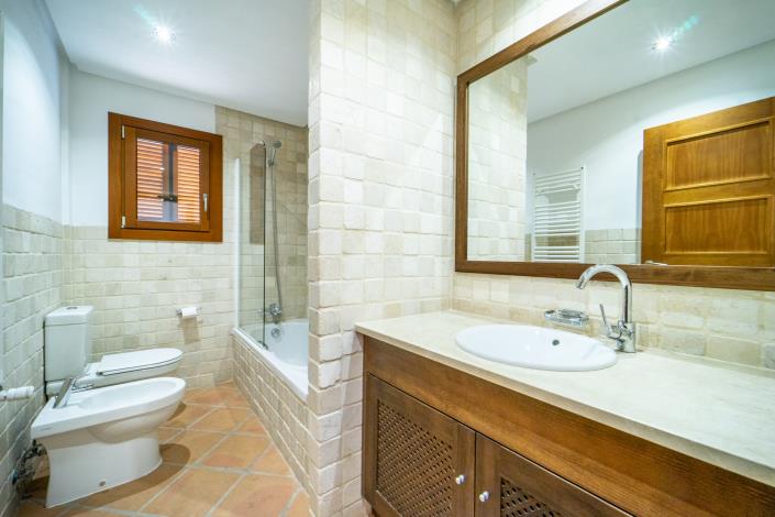 Image No.24-5 Bed Villa for sale