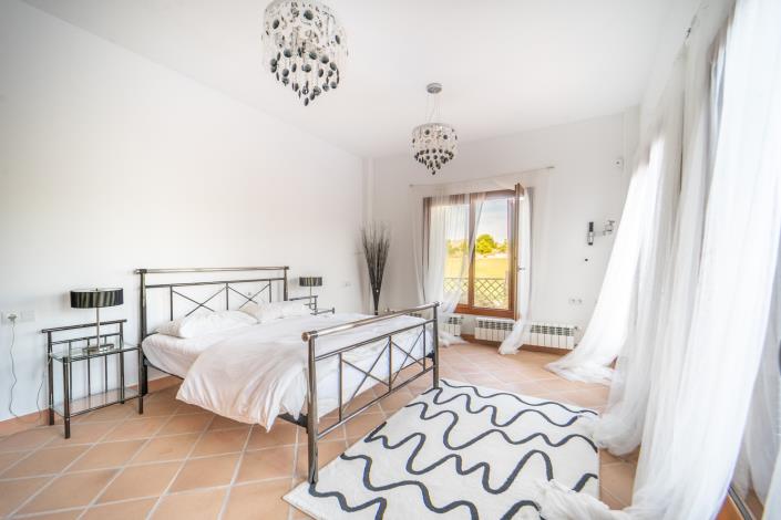 Image No.25-5 Bed Villa for sale