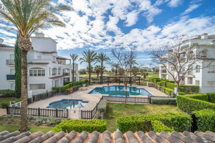 Image No.5-2 Bed Apartment for sale