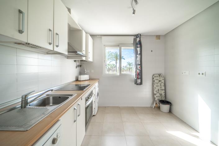 Image No.9-2 Bed Apartment for sale