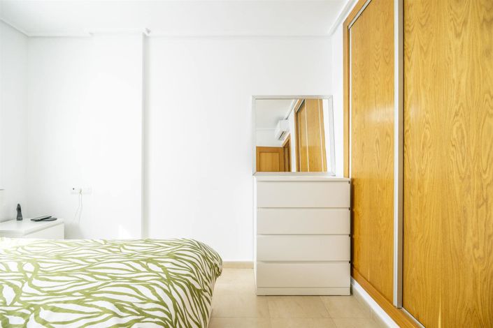 Image No.11-2 Bed Apartment for sale