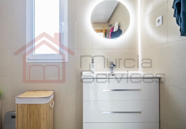 Image No.18-2 Bed Townhouse for sale